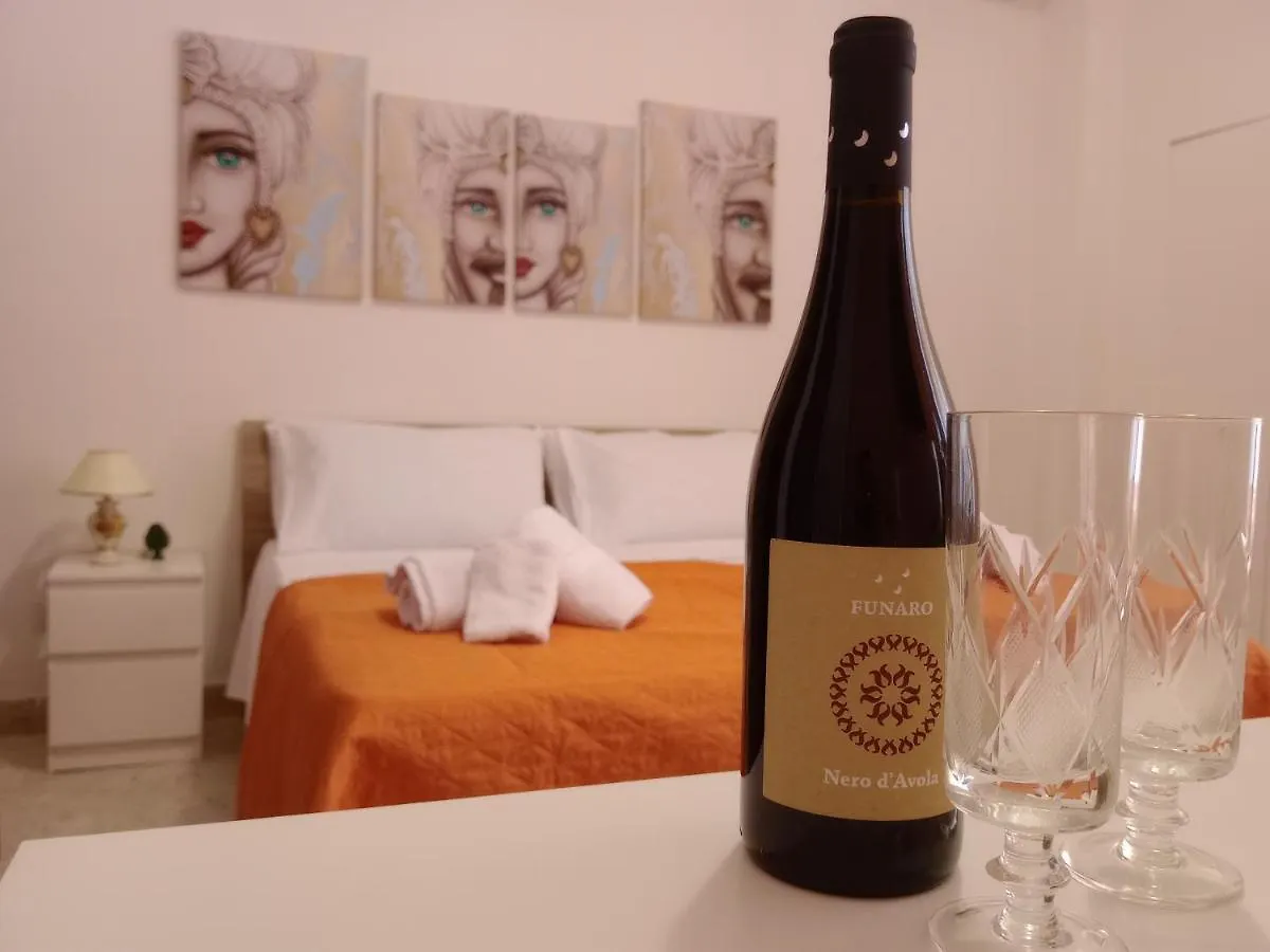 La Valigia Sul Letto Bed & Breakfast Catania Italy